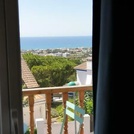 Bed & Breakfast Casa Mimi Sitges